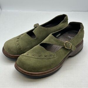 Dansko Fran Mary Kay Suede Professional Shoes Green Women's Size 10.5US /41EU
